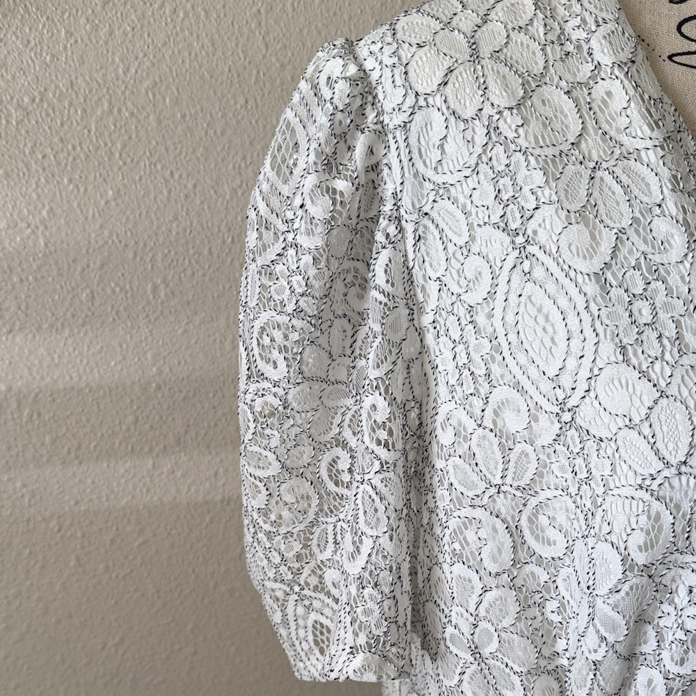 Adelyn Rae White Lace Midi Dress - Picture 5 of 7